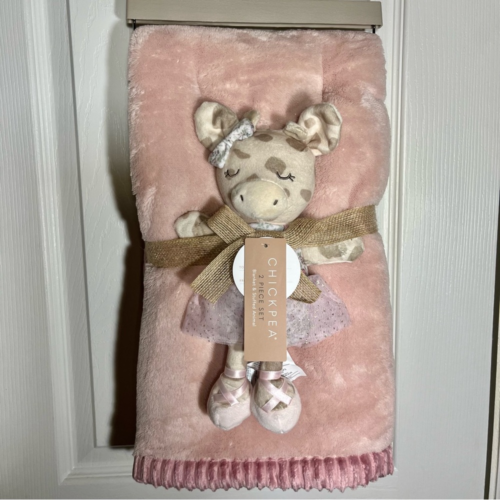 Chickpea Pink Blanket with Plush Toy